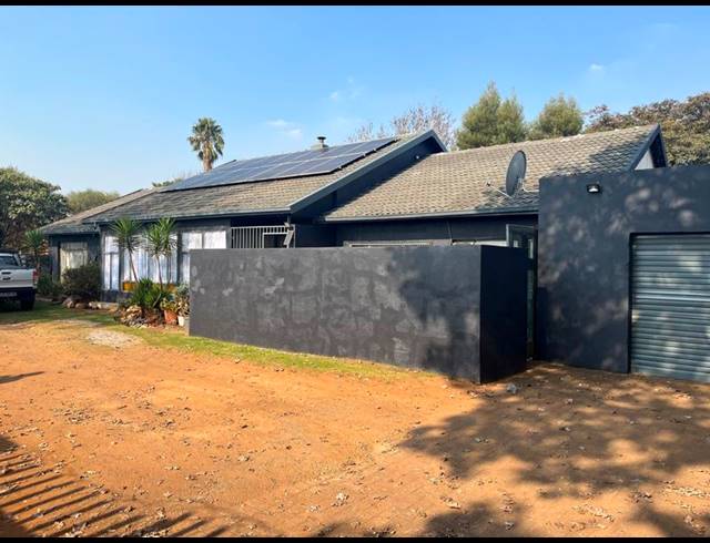 5 BEDROOM HOUSE FOR SALE IN DALPARK